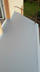 Balkon u rodiného domu nově izolován PVC fólií